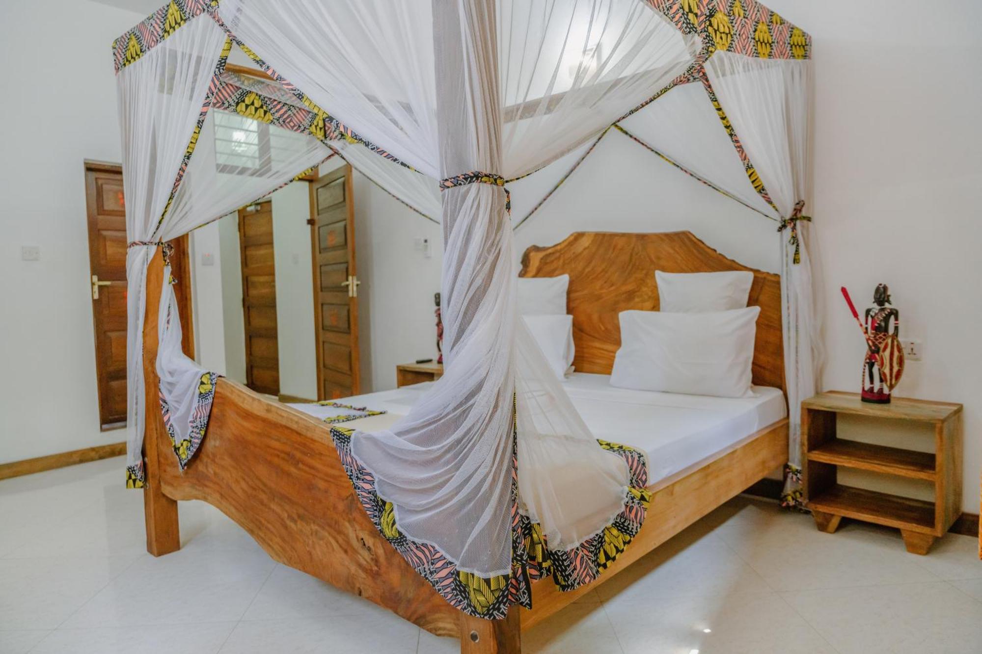 Shoki Shoki Hotel Stone Town Занзибар Экстерьер фото